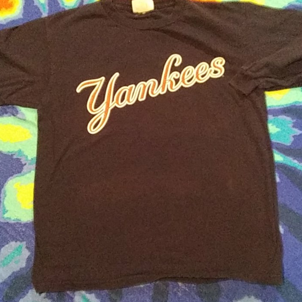 New York Yankees Adidas shirt